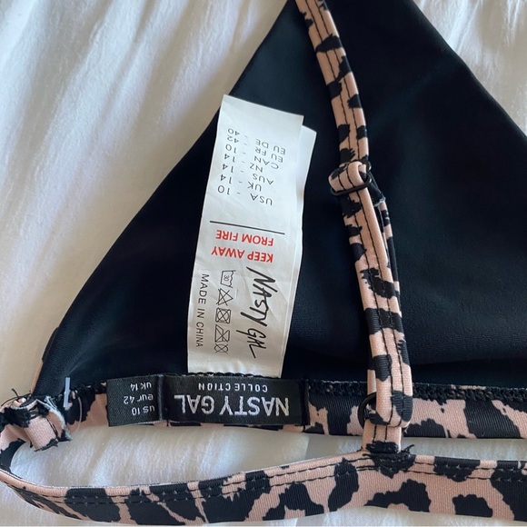 NWT Nasty Gal leopard print triangle bikini top size 10 (Medium) - Picture 8 of 11